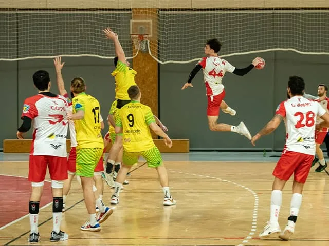 https://www.chateauneufhandball.com/wp-content/uploads/2024/06/COMPETITION-HANDBALL-CHATEAUNUEF-LES-MARTIGUES-CHB.jpg