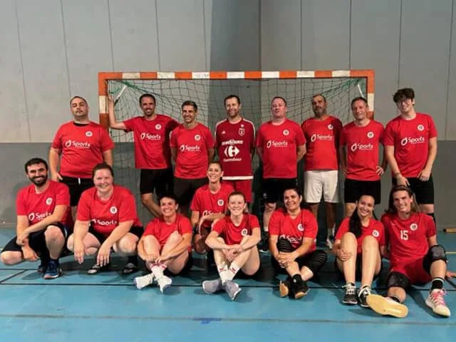chateauneuf hand ball