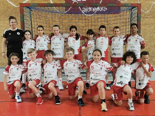chateauneuf hand ball