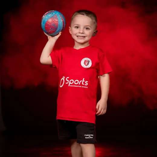 https://www.chateauneufhandball.com/wp-content/uploads/2024/06/baby-hand-chb-handball-chateauneuf-les-martigues.jpg